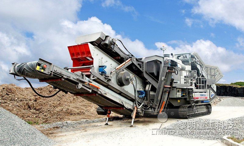 露天鐵礦開采設備